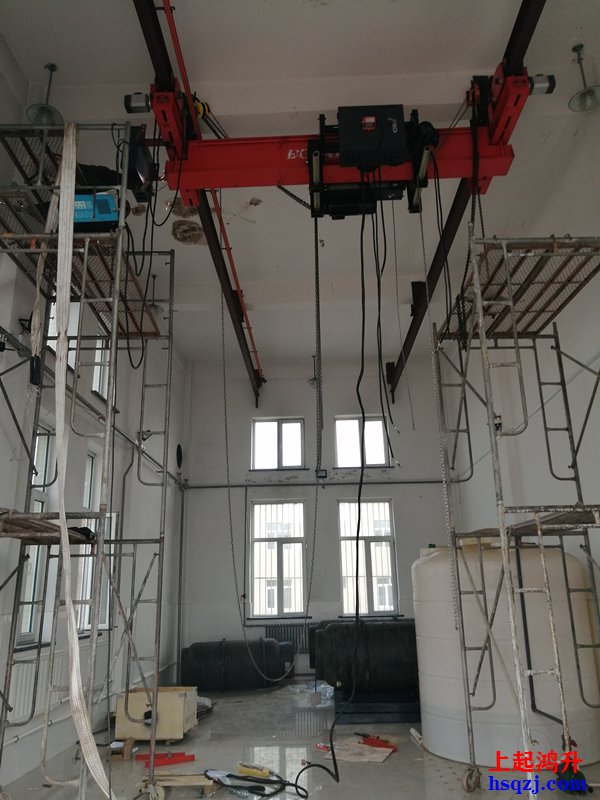 LX型歐式電動單梁懸掛起重機(jī)圖片