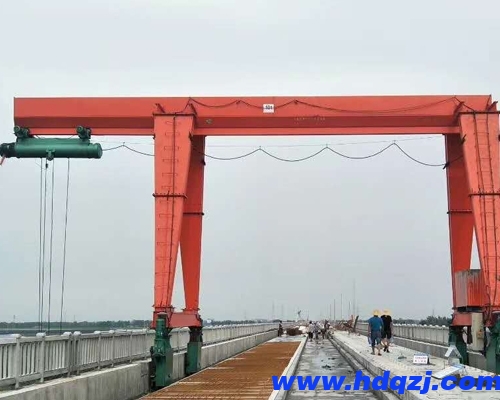 輪胎式起重機在建筑工地中的應用價值是什么？